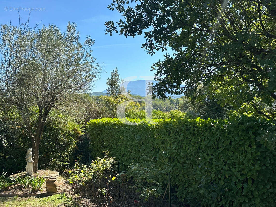 Maison à VAISON-LA-ROMAINE