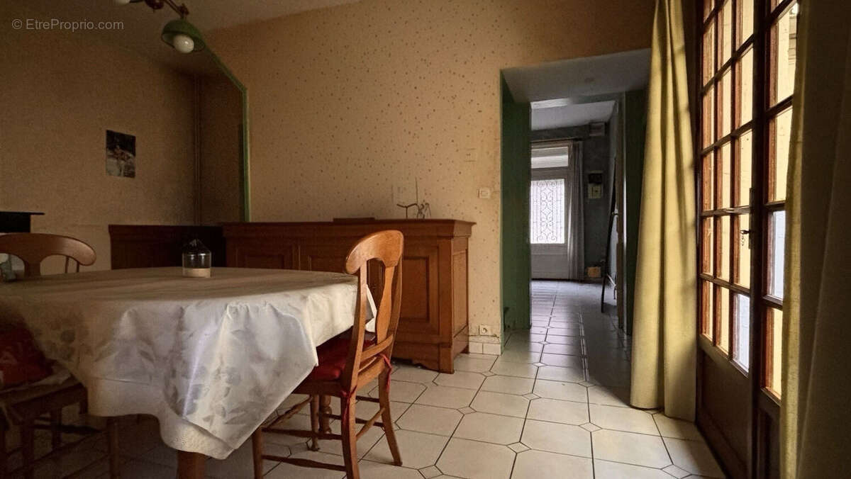 Maison à CONDE-SUR-L'ESCAUT