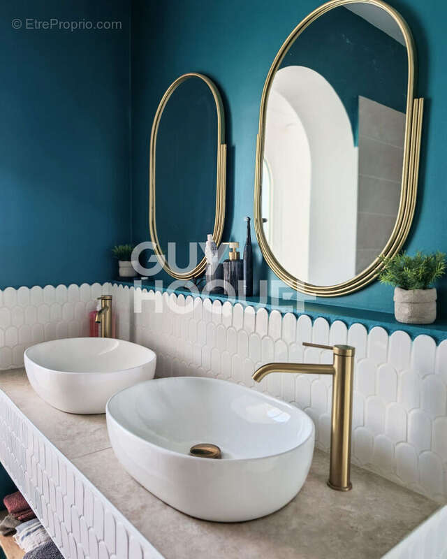 MAISON DE VILLE, 4 pièces avec jardin et garage à motos. EXCLUSIVITE - A vendre à PERPIGNAN (66000) quartier des platanes, - photo 9