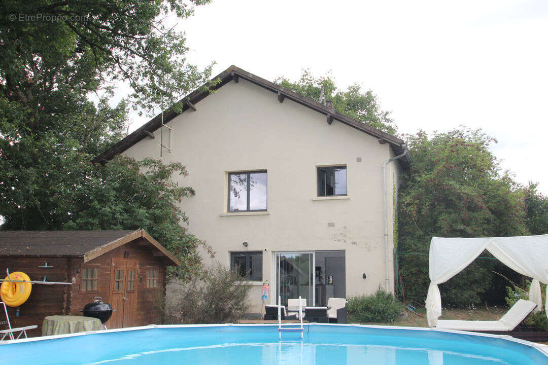Maison à DORNES