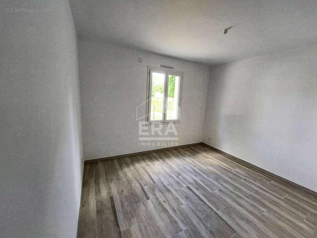 Maison contemporaine de plain-pied dans un cadre paisible - 4 min du centre-ville - photo 3