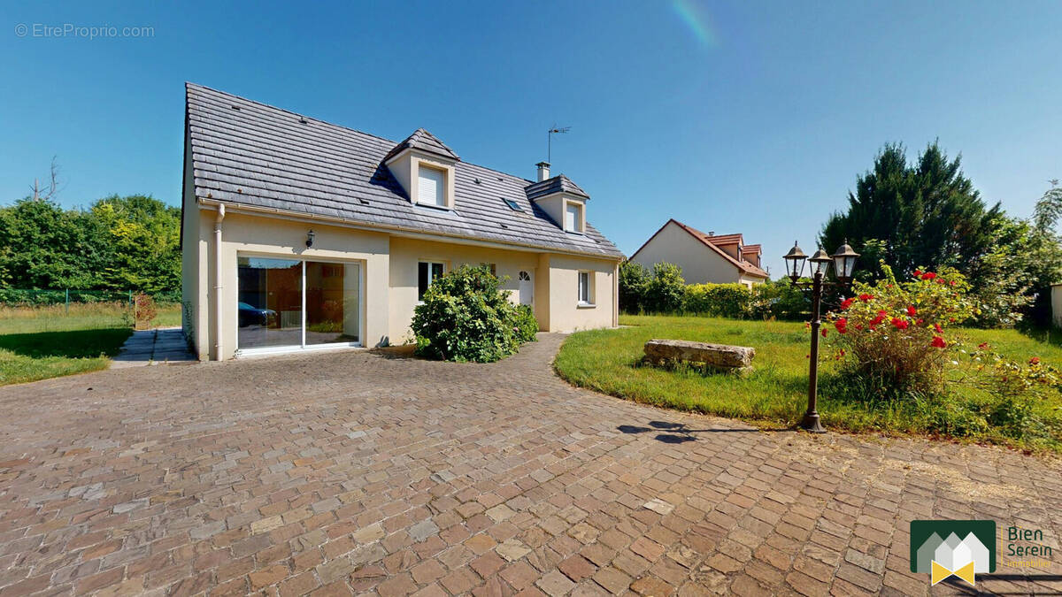 Maison à NOGENT-SUR-EURE