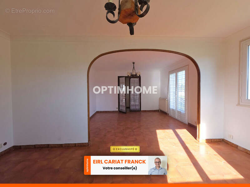 Maison de 146 m² avec dépendances, l’ensemble sur 2405 m² de terrain clos - photo 5