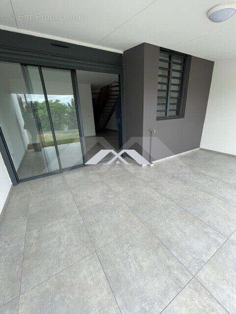 Maison à LES AVIRONS