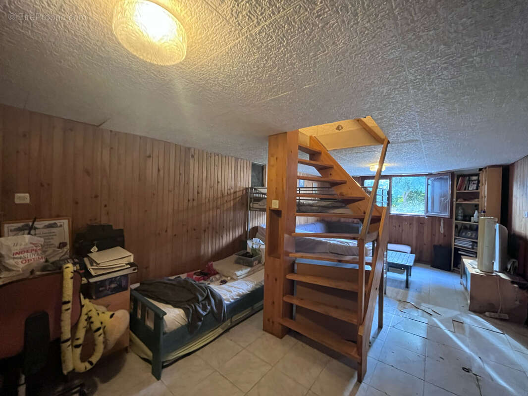 Maison à LA VALETTE-DU-VAR