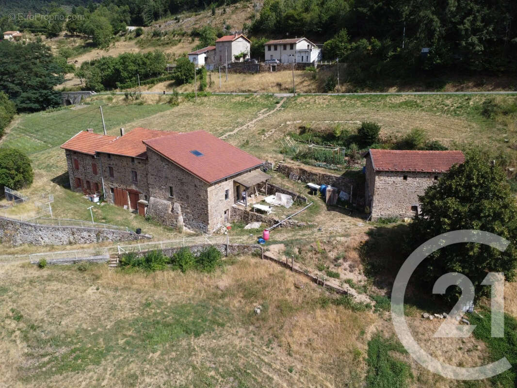 Maison 150 m² à Vocance  - photo 4