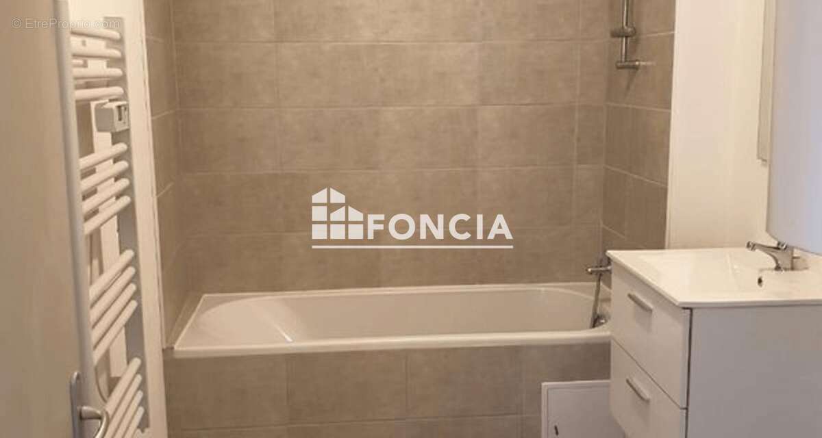  À VENDRE – Appartement T2 de 52 m² à rénover – Quartier Gambetta -RENTABILITÉ BRUTE D’ENVIRON 9 % - photo 2
