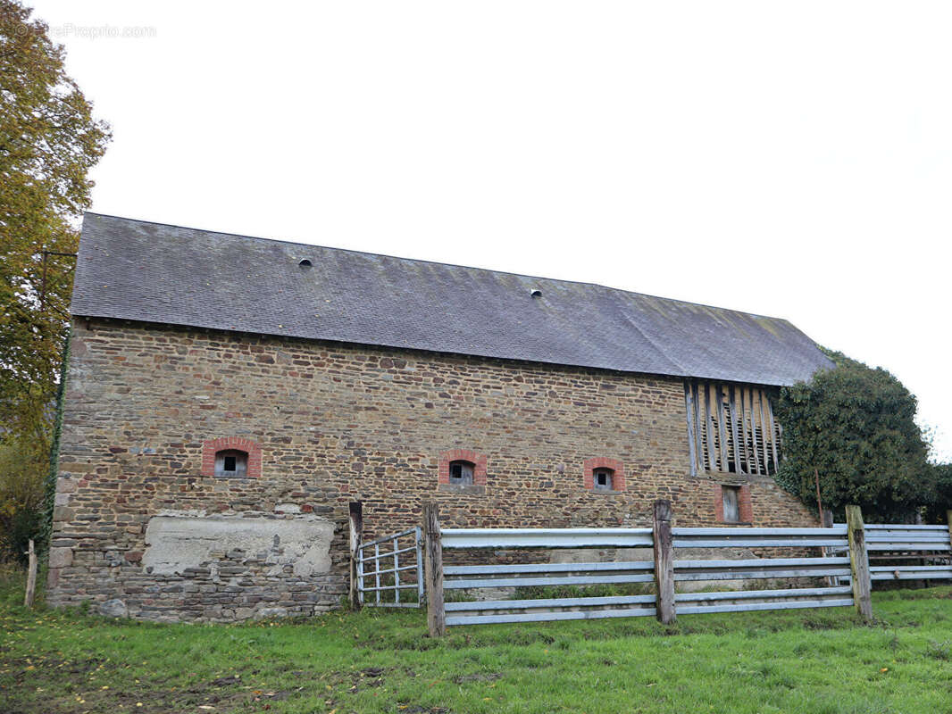 Maison à LE TEILLEUL