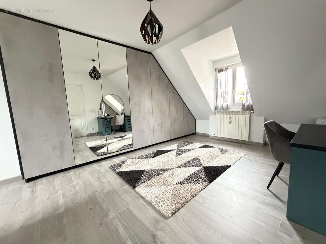 Maison à MITRY-MORY