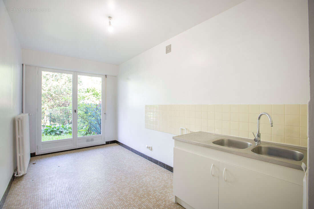 Potentiel T4 en rez-de-jardin - calme absolu au coeur du quartier des Musiciens - photo 6