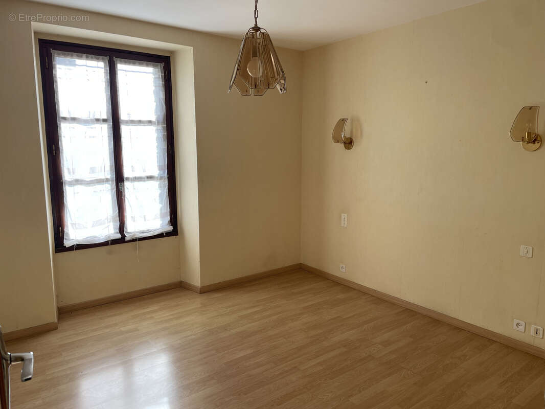 Maison à SAULNIERES