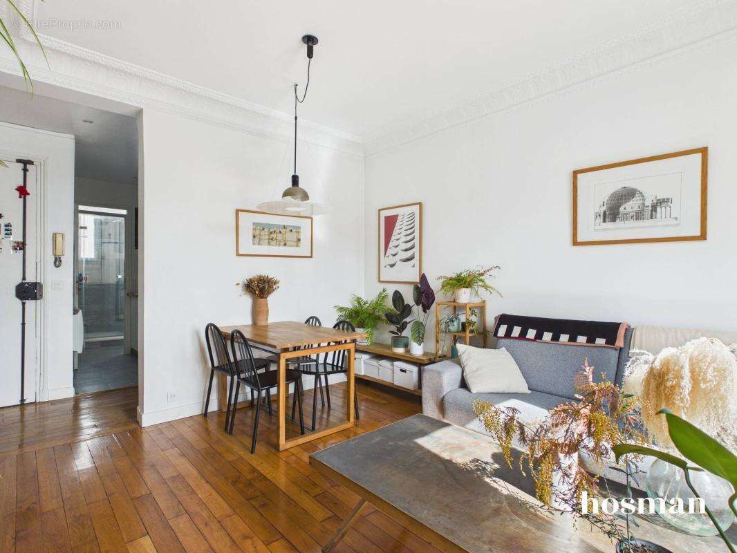Appartement à PARIS-19E