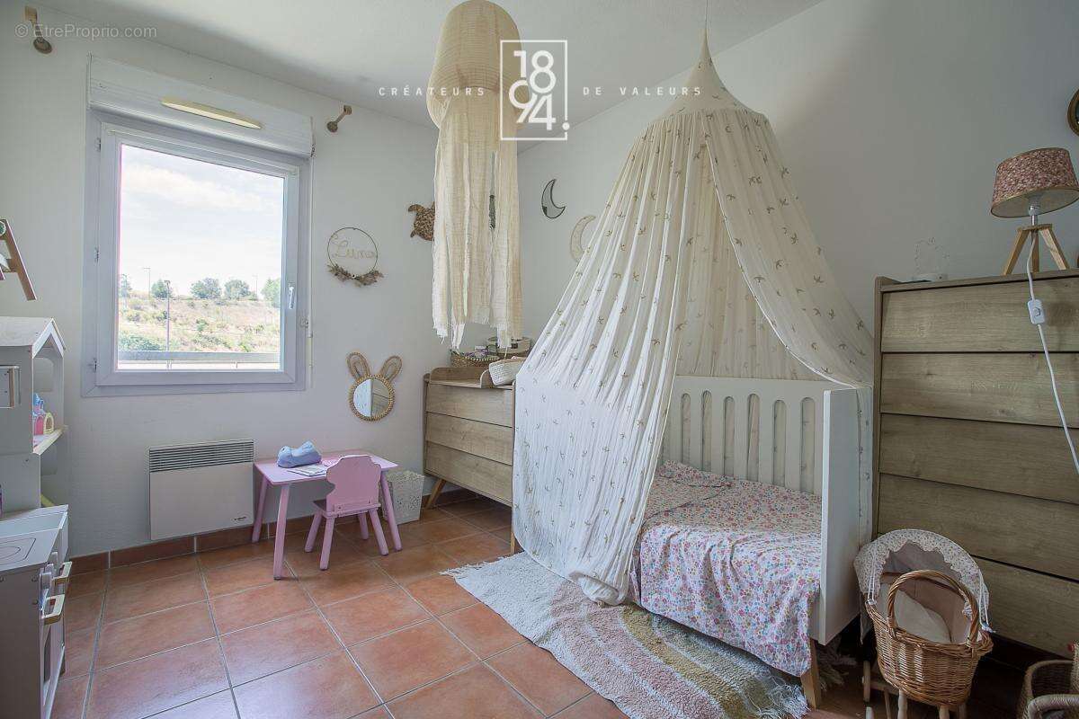 Appartement T3 à vendre Aix La Duranne (13100)  69 m²  Terrasse 14m2 I Parking - photo 11