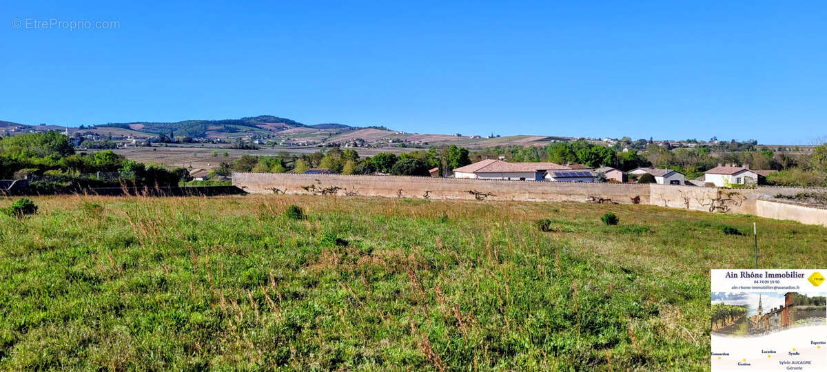 Terrain à LANCIE