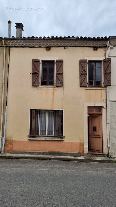 Maison à L&#039;ISLE-EN-DODON