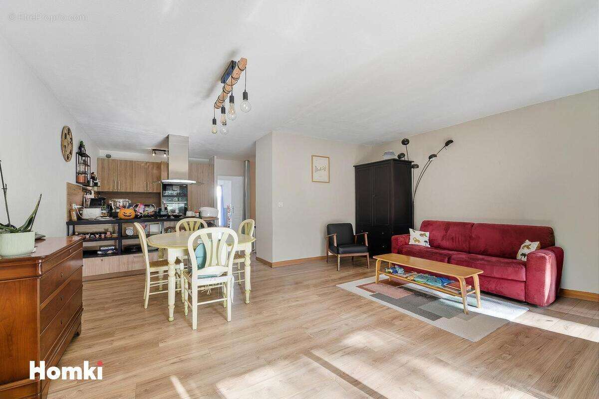 Appartement à LE CANNET