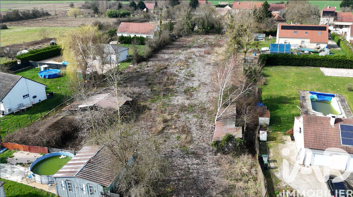 Photo 1 - Terrain à SOISSONS-SUR-NACEY