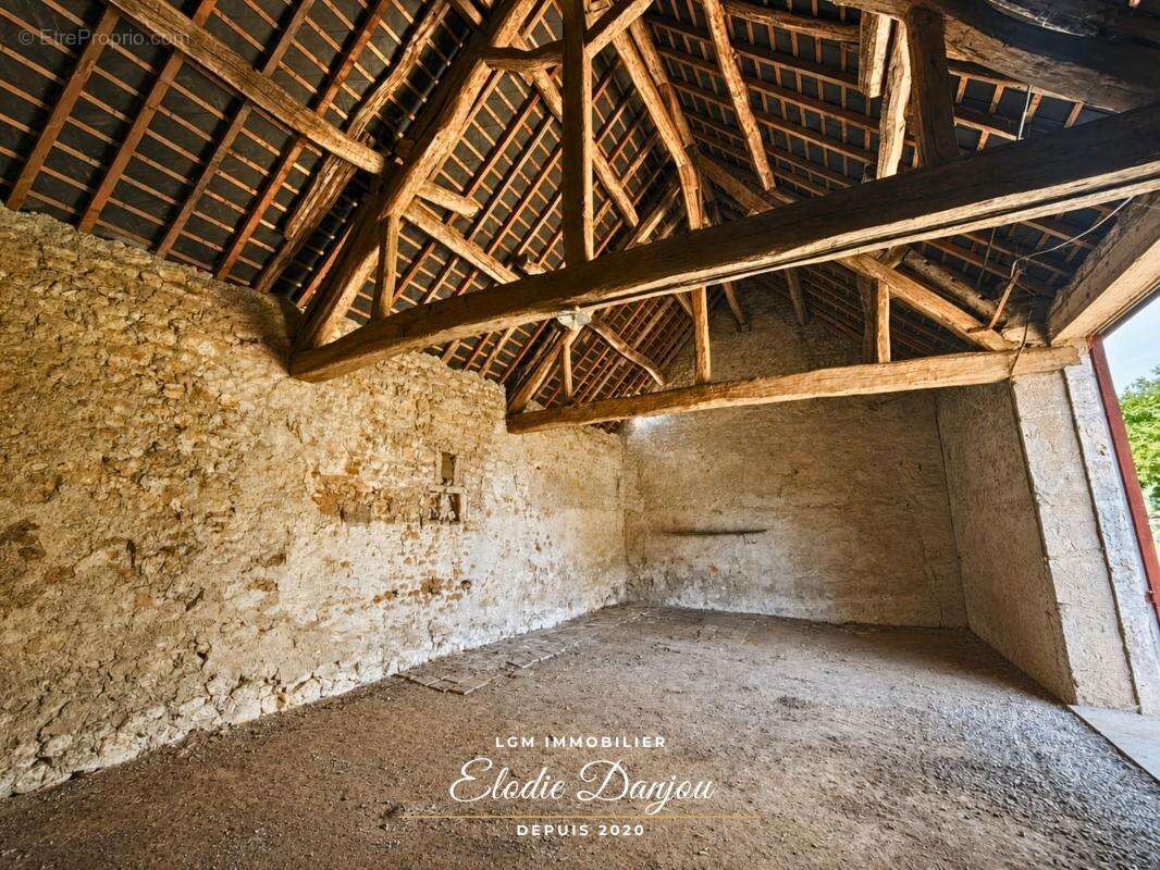 Longère à rénover - Potentiel d'agrandissement - Grange et jardin - Proche Beaugency et Châteaudun - photo 13