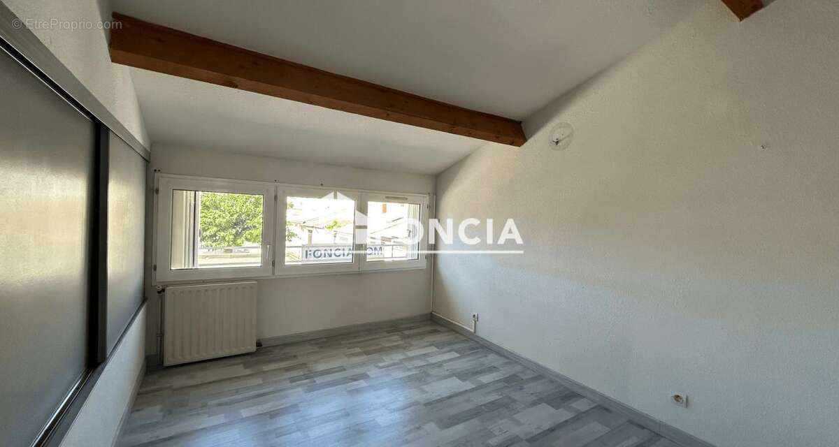 Maison P4 orientée Sud climatisée avec une terrasse de 20 m2 Garage et parking - photo 9