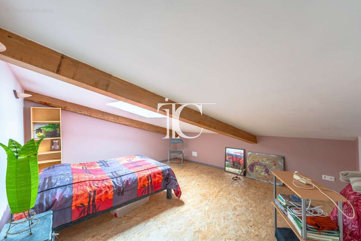 Maison à SAINT-PAUL-LE-JEUNE