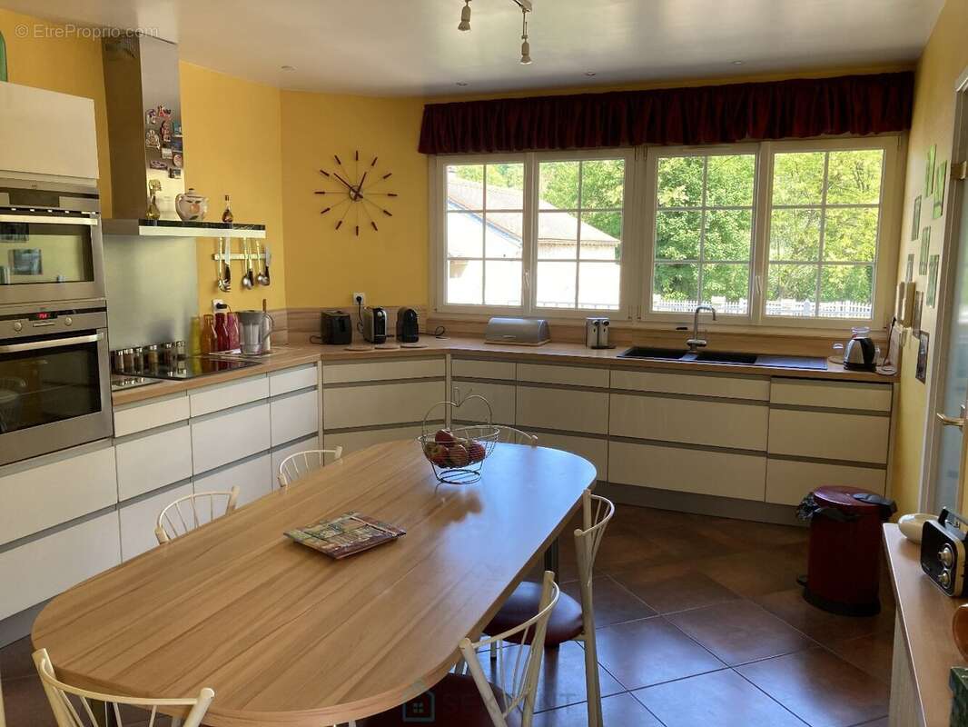 Villa située dans un secteur verdoyant très recherché - photo 8