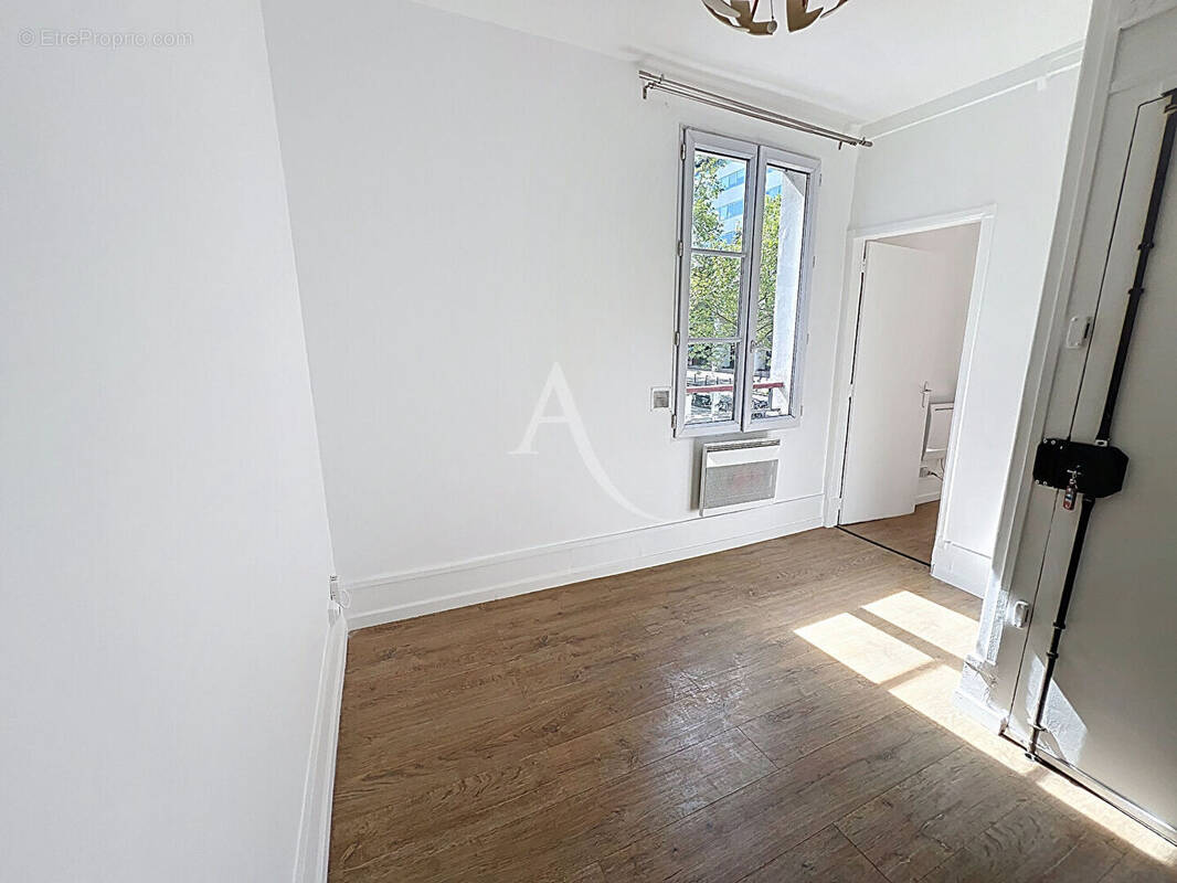 Appartement à PARIS-12E