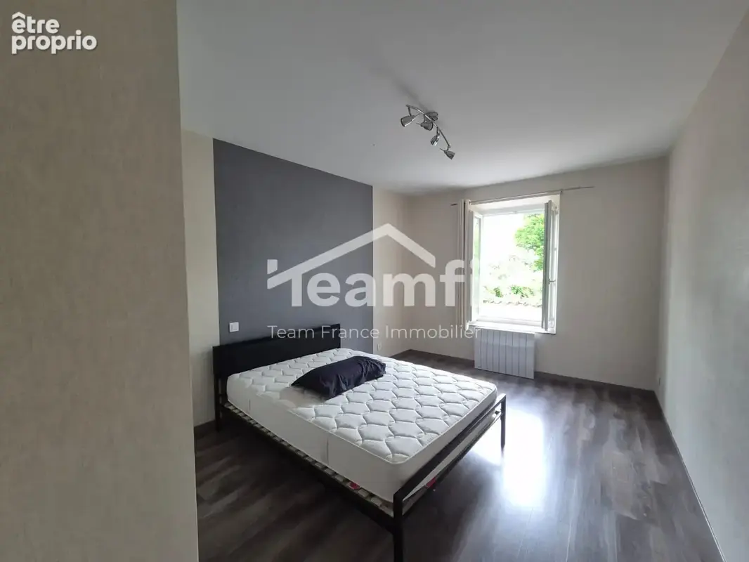 Appartement 200 m² à Courpiere  - photo 9