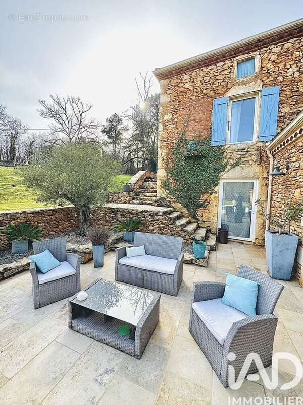 Photo 8 - Maison à PUY-L'EVEQUE