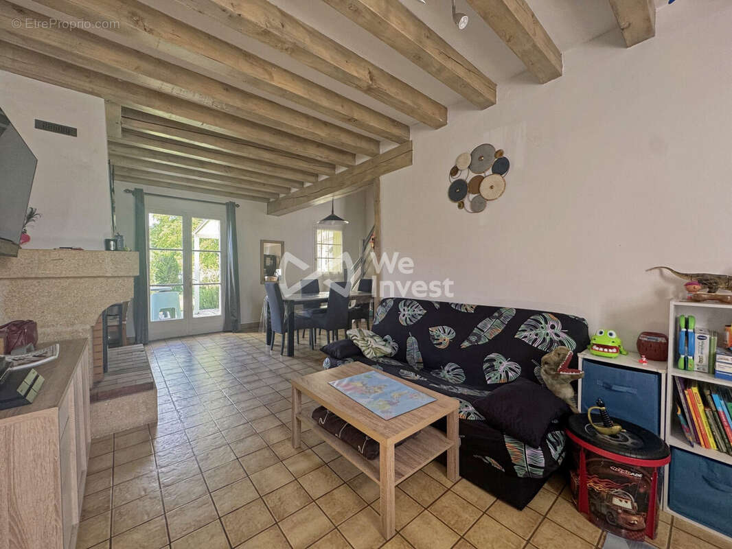 Maison à MOUROUX