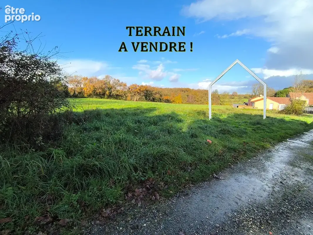 Terrain à SAINT-MAIXENT-SUR-VIE