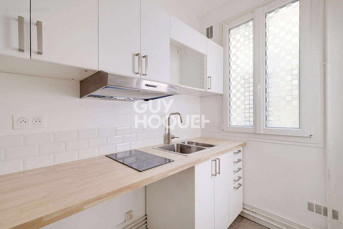 Appartement à PARIS-18E