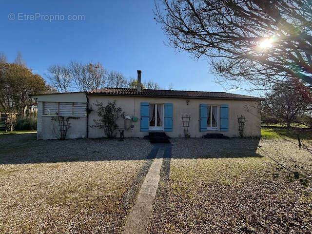 Maison à LA BARDE
