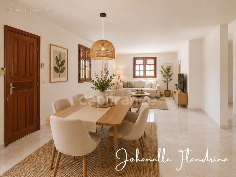 Les Abymes, Boisripeaux - Maison familiale 9 pièces de 230 m², sur 3 niveaux, garage, jardin - photo 3