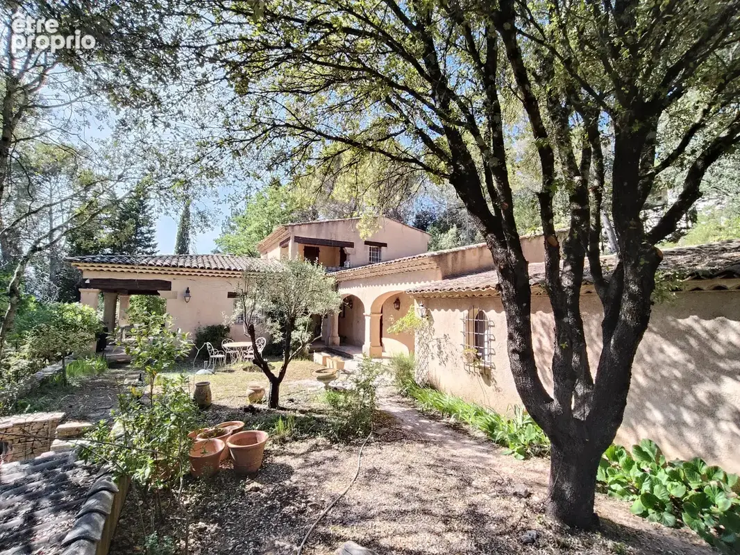 Photo Maison à Le Val au prix de 460 000€