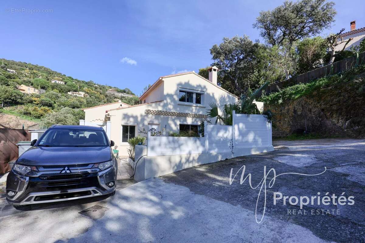 Maison à RAYOL-CANADEL-SUR-MER