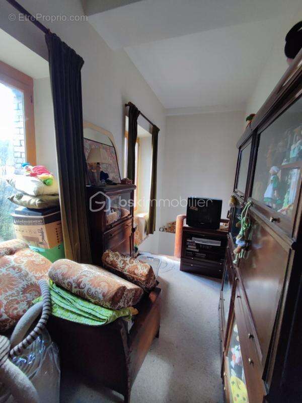 Maison à VILLENEUVE-L'ARCHEVEQUE