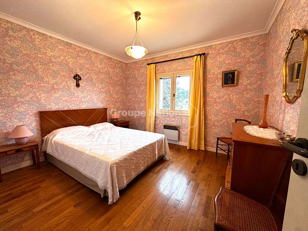 Maison à VILLEVIEILLE