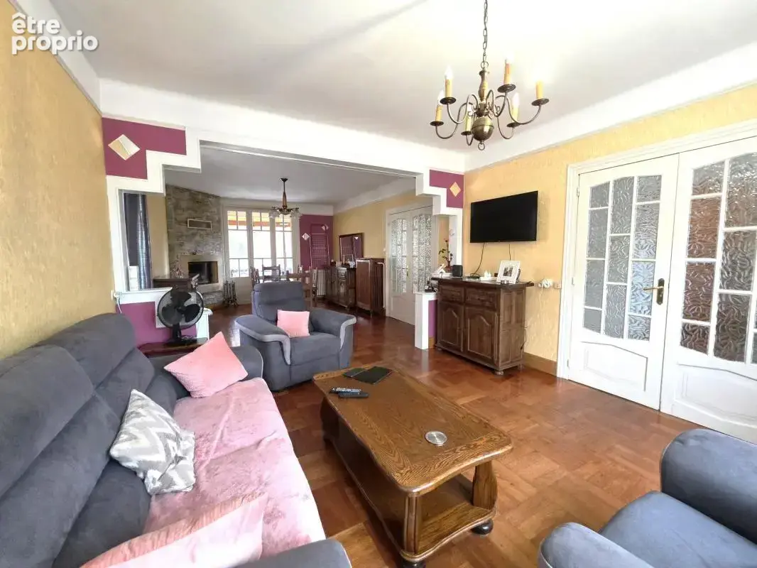 Maison individuelle 160m² avec 2 garages et jardin clos - photo 5