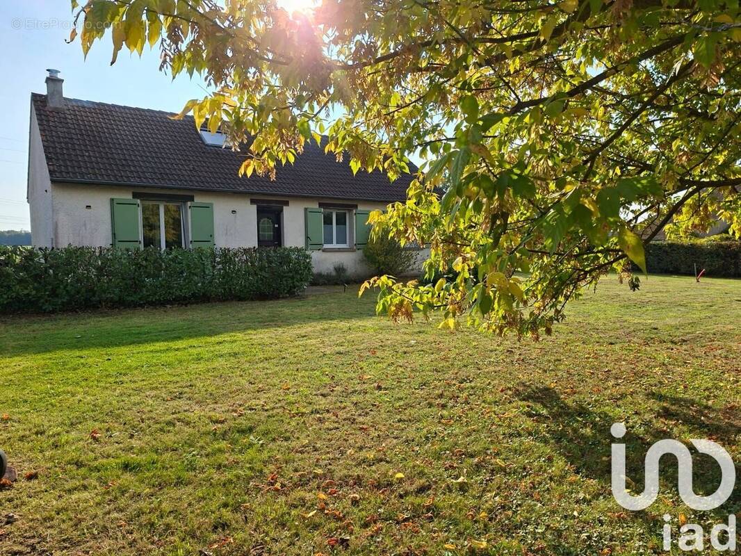 Photo 1 - Maison à SAINT-GERMAIN-DES-PRES