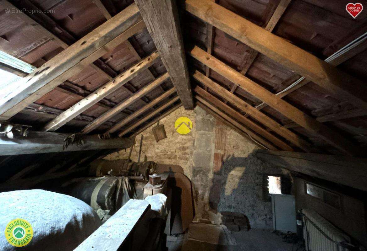 Maison à BOURGANEUF