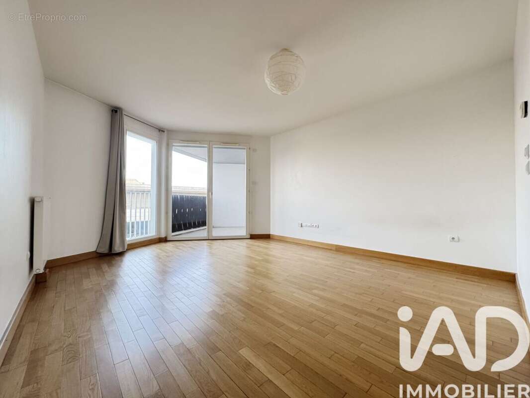 Photo 3 - Appartement à ISSY-LES-MOULINEAUX