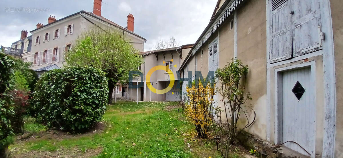 Maison à AMBERT