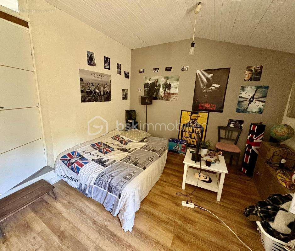 Maison pleine de charme en plein coeur de Prémartine - photo 7