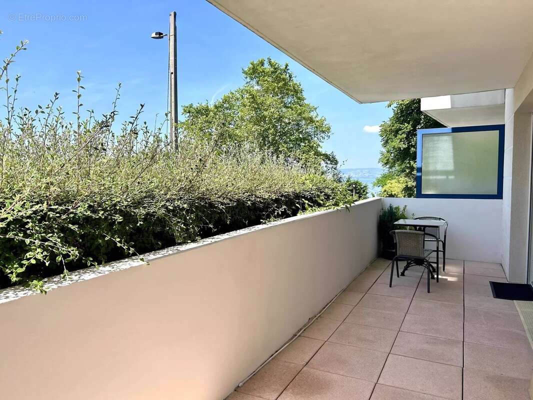 Appartement à EVIAN-LES-BAINS