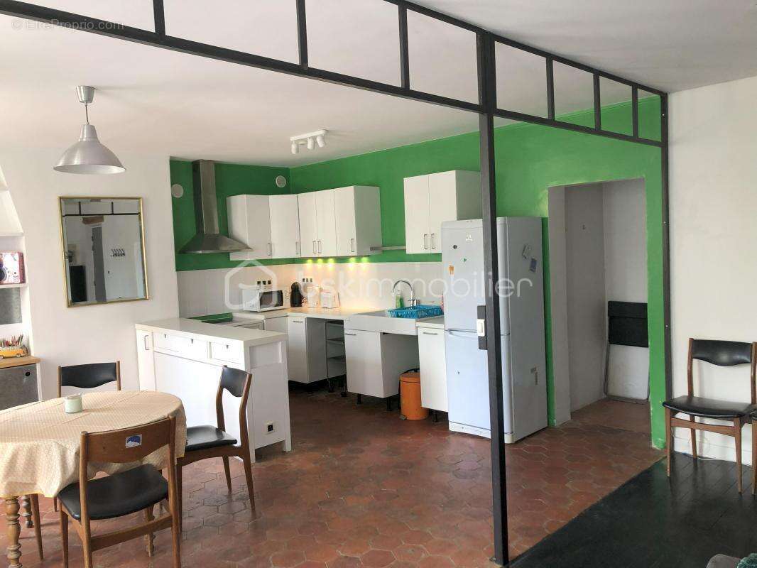 Appartement à AUBERVILLIERS