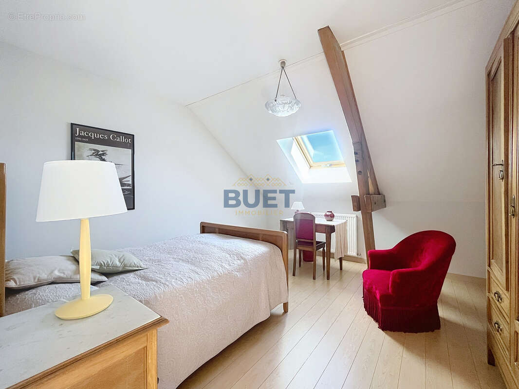 Maison à VELARS-SUR-OUCHE