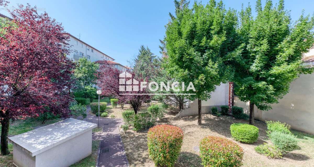 Appartement à LYON-8E