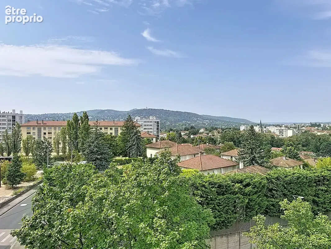 Appartement à CALUIRE-ET-CUIRE