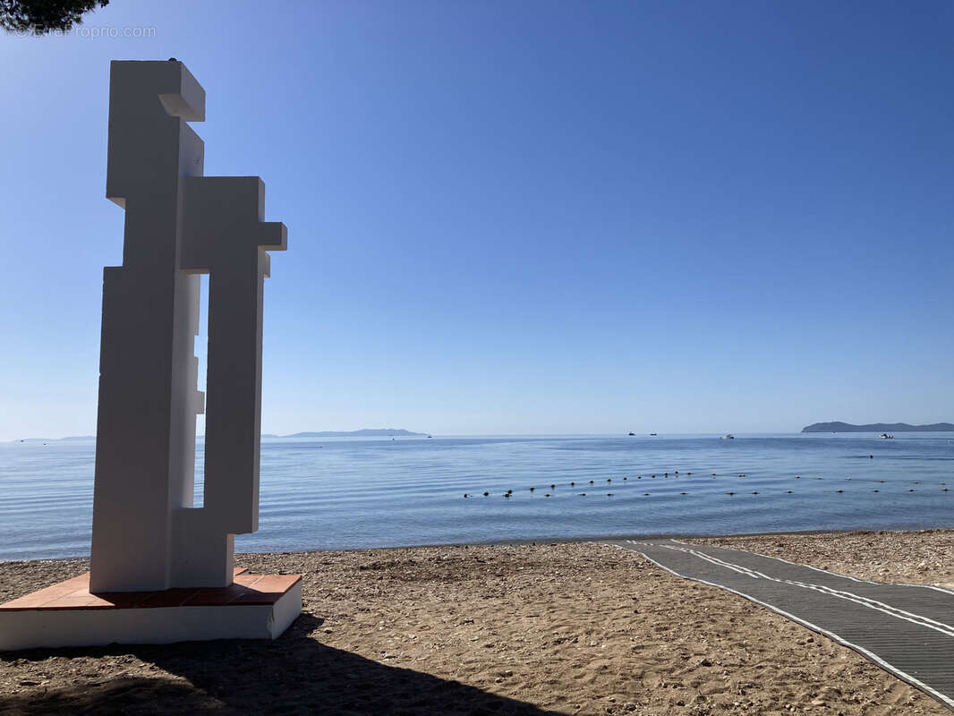Appartement à HYERES
