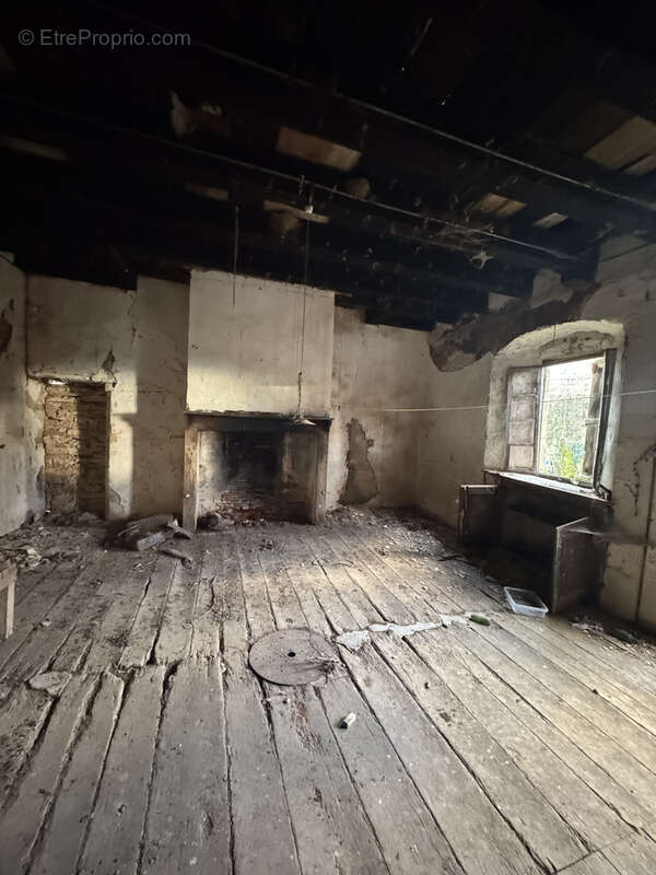 Maison à CALVIAC-EN-PERIGORD